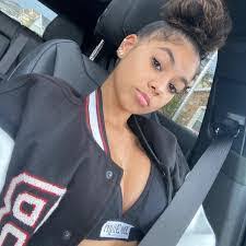 Ebony Obrien's Instagram, Twitter & Facebook