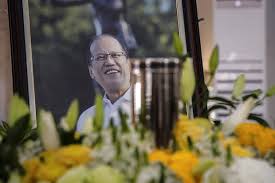 He was swept into office after the death in 2009 of his mother, former president corazon c. Oiqlvqoz 1td2m