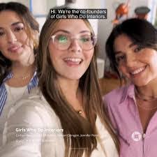 Kerry Benoit's Instagram, Twitter & Facebook