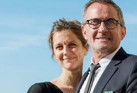 Christophe dechavanne est à l'honneur dans les colonnes du parisien daté de ce dimanche 24 novembre. Christophe Dechavanne En Deuil Son Coup De Gueule Au Sujet Du Vaccin