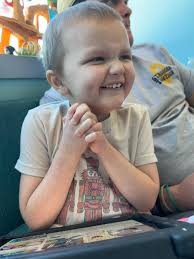 Kinsley Kicks Cancer 💛