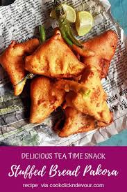 Bread Pakora Recipe Or Bread Pakoda Is A Popular Indian Bread Snack That Is Often Served For Breakfast Pakora Recipes Veg Breakfast Recipes Indian Bread Pakora