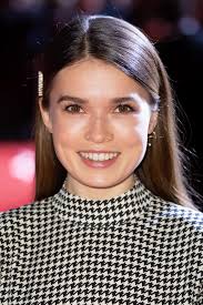 File:MJK 60811 Zoe Moore (Hessischer Film- und Kinopreis 2019).jpg -  Wikimedia Commons