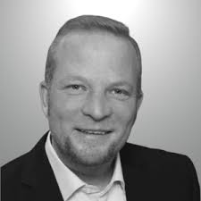 Ihre Ansprechpartner und Ansprechpartnerinnen