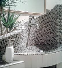 Zu der verlegearbeit gehören neben fliesen, auch das verlegen von platten, naturstein und mosaik im privaten als auch im gewerblichen bereich. Waschbecken Aus Mosaik Inkl Herstellung Eines Waschtisches Planung Herstellung Verkleidung Mit Fliesen Und Mosaik