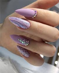 80 Latest Nail Art Trends Ideas To Try For Spring 2019 Springnails Latestnails Oval Nails Designs Spring Acrylic Nails Nail Designs Spring
