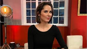 Le 23 mars 2021, france 2 consacrait un épisode spécial de l'émission présentée par sophie davant, affaire conclue. Exclu Diane Chatelet Affaire Conclue Son Mari Ses Enfants Son Parcours Elle Vous Dit Tout Femme Actuelle Le Mag