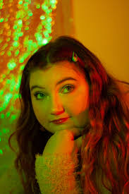 Vanessa Weeden's Instagram, Twitter & Facebook