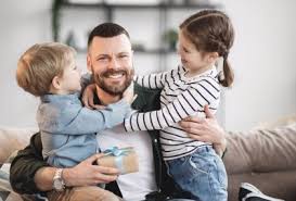 El día del padre es el próximo domingo 20 de junio. 5 Planes Divertidos Para Celebrar El Dia Del Padre En Casa