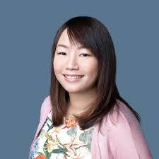 Yuen Lee's Instagram, Twitter & Facebook