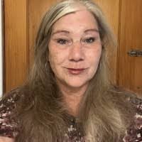 Carey Crossley's Instagram, Twitter & Facebook