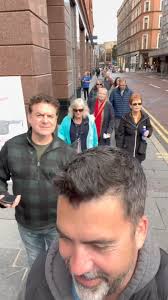 Belfast Pub Crawl Experience in Ireland