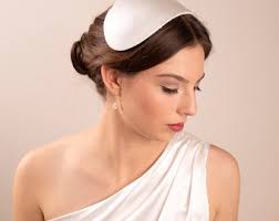 Vintage Wedding: Customizable Bridal Half Hat Pure Silk . Headpiece Cream  Ivory Art Deco Style 20s 30s . Halfhat Headband Accessories Bride