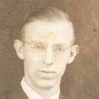 Robert John Patzer (1918–1984) • FamilySearch