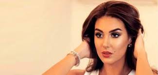 تابعوا آخر أخبار الممثلة المصرية ياسمين صبري وصور وفيديوهات لأحدث نشاطاتها ومشاركاتها الفنية وأزيائها وإطلالاتها الإعلامية وأخبارها العائلية والشخصية. ÙŠØ§Ø³Ù…ÙŠÙ† ØµØ¨Ø±ÙŠ Ù†Ø¯Ù…Øª Ù„Ø£Ù†Ù†ÙŠ ÙØ¶Ù„Øª Ø§Ù„Ø£Ø³Ø·ÙˆØ±Ø© Ø¹Ù† Ø¬Ø±Ø§Ù†Ø¯ Ø£ÙˆØªÙŠÙ„ Ø®Ø¨Ø± ÙÙŠ Ø§Ù„ÙÙ†