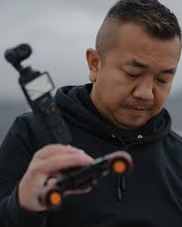 I coupled the DJI Osmo Pocket 3 with a portable electric dolly. Another  product combination where the only explanation I can give is… because we  can. 😎 #dji #osmopocket3 #pocket3 #djiosmo #djiosmopocket3