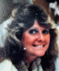 Donna Lee Farland, 80, loved baking, animals, and summers