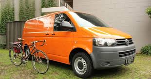 Blind van wuling formo dirilis, harga karyawan rasa juragan. Asik Nih Blind Van Berubah Jadi Camper Van Cocok Buat Jalan Jauh Gridoto Com
