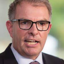 Lufthansa's new boss plans no-frills long-haul service