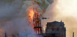 Après un arrêt en 2017, le train de nuit qui relie paris à tarbes devrait être réactivé l'année prochaine, mais l'itinéraire et les horaires ne. Notre Dame De Paris Ravagee Par Un Incendie Emotion Internationale