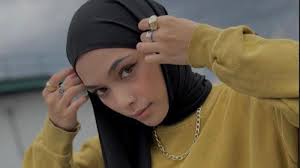 Check spelling or type a new query. Kini Populer Jadi Penyanyi Mitty Zasia Awalnya Cover Lagu Suara Merdunya Sempat Viral Di Tiktok Tribunnews Com Mobile