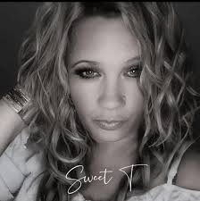 Sweett Dancer updated her cover photo.