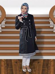 Pin By Azyaa On Monto Irani Coats Fashion Coat Hijab