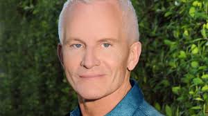 Disney World: 'Frozen' perfume debuting at Epcot