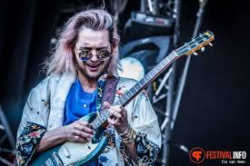 Wij zijn wel vaker bij een optreden geweest van jett rebel, als gehele band, solo en op een festival. Jett Rebel Bevrijdingsfestival Utrecht 5th Of May 2016 Musicphotography