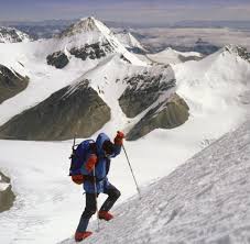 Am mount everest wurden die leichen von vier. Nepal Fakalien Und Leichen Verschandeln Den Mount Everest Welt