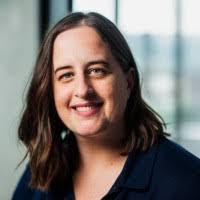 Hilary Lee's Instagram, Twitter & Facebook