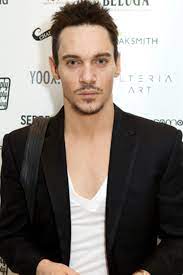 A young man grapples with his dying father's sexuality 07 february 2017 | indiewire. Jonathan Rhys Meyers Jeden Tag Eine Bettszene Gala De