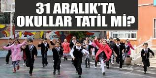 2019'a girmemize kısa bir süre kala milyonlarca vatandaş internette 31 aralık tarihinin tatil mi sorusunu aramaya başladı. 31 Aralik Tatil Mi