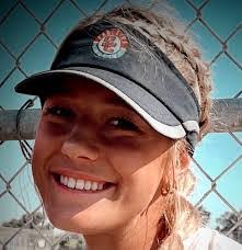 Ella Goins's Instagram, Twitter & Facebook