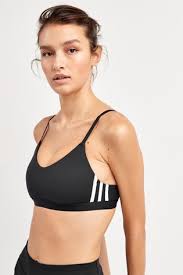 I own 10 of these, not joking. 5 Rekomendasi Sport Bra Untuk Olahraga Nyaman Maksimal