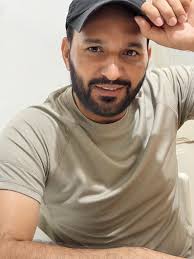 Comfortable in my own space. Calm mind, clean style, quiet confidence.”