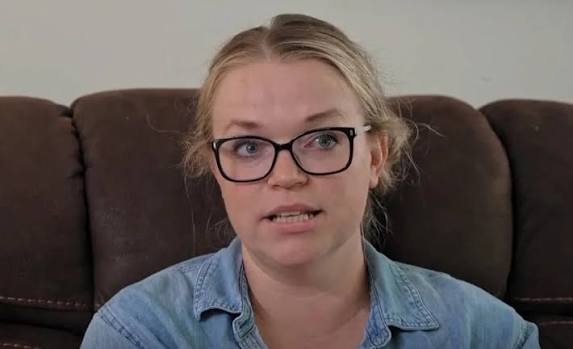 When Maddie Brush was 13, she made a list of things her future children  would never have. Do you know what was on it? Drop your guesses below! 👇 .  . #sisterwives #realitytvnews #maddiebrow