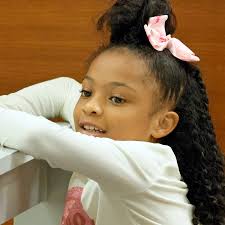 Jury awards $800,000 to girl burned by McDonald's McNugget