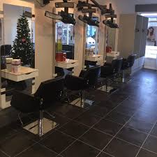 Learn the best healthy hair tips and styling tricks. Wakefield Salon Philips Hair Salons