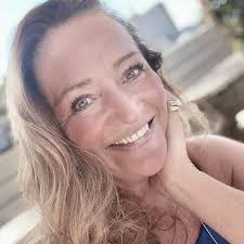 Widow seeking lasting relationship with older man