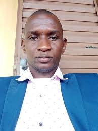 Les documents du nommé Siaka Diakité retrouvés ! Grâce à vos multiples  partages de l'information, M.Siaka Diakité déclare avoir retrouvé ses  documents sains et saufs. Une personne de bonne volonté,qui préfère rester