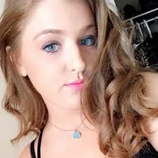 Stream Becca Tresnak music