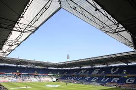 The stadium is able to hold 24,406 people and was built in 1923. Kfc Uerdingen Rauswurf Aus Der Msv Arena Vor Dem Letzten Heimspiel