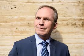 Hier erfahren sie alles zu unserer parlamentarischen arbeit, terminen, pressemitteilungen, personen und mehr. Fdp Politiker Ebbing Will Afd Nahen Maler Nicht Ausgrenzen Monopol