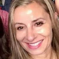 100+ perfiles de «Besgrove»