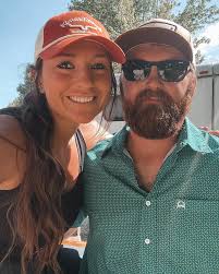 Jacqueline Beekman's Instagram, Twitter & Facebook