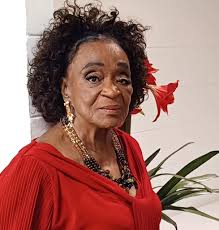 Léa Garcia: uma das maiores expoentes da cultura afro-brasileira morre  antes de receber o troféu Oscarito, em Gramado