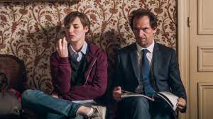 Seul souci, pénélope et pierre sont devenus amants. L Un Dans L Autre Netflix