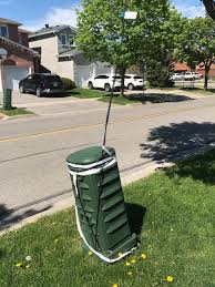 A cable box is a metal enclosure (found in the vicinity of a house that has cable service) that connects a house or building to the cable provider. Igor Skapinker Iskapinker Twitter