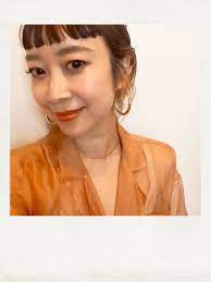きれいな人のポーチの中身〜美女の輪 No.64 小島紗希さん | 【GINZA】東京発信の最新ファッション＆カルチャー情報